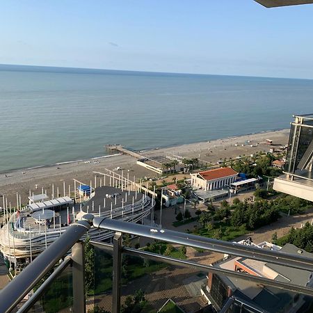 Orbi Sea Towers Apart Hotel บาทูมิ ภายนอก รูปภาพ