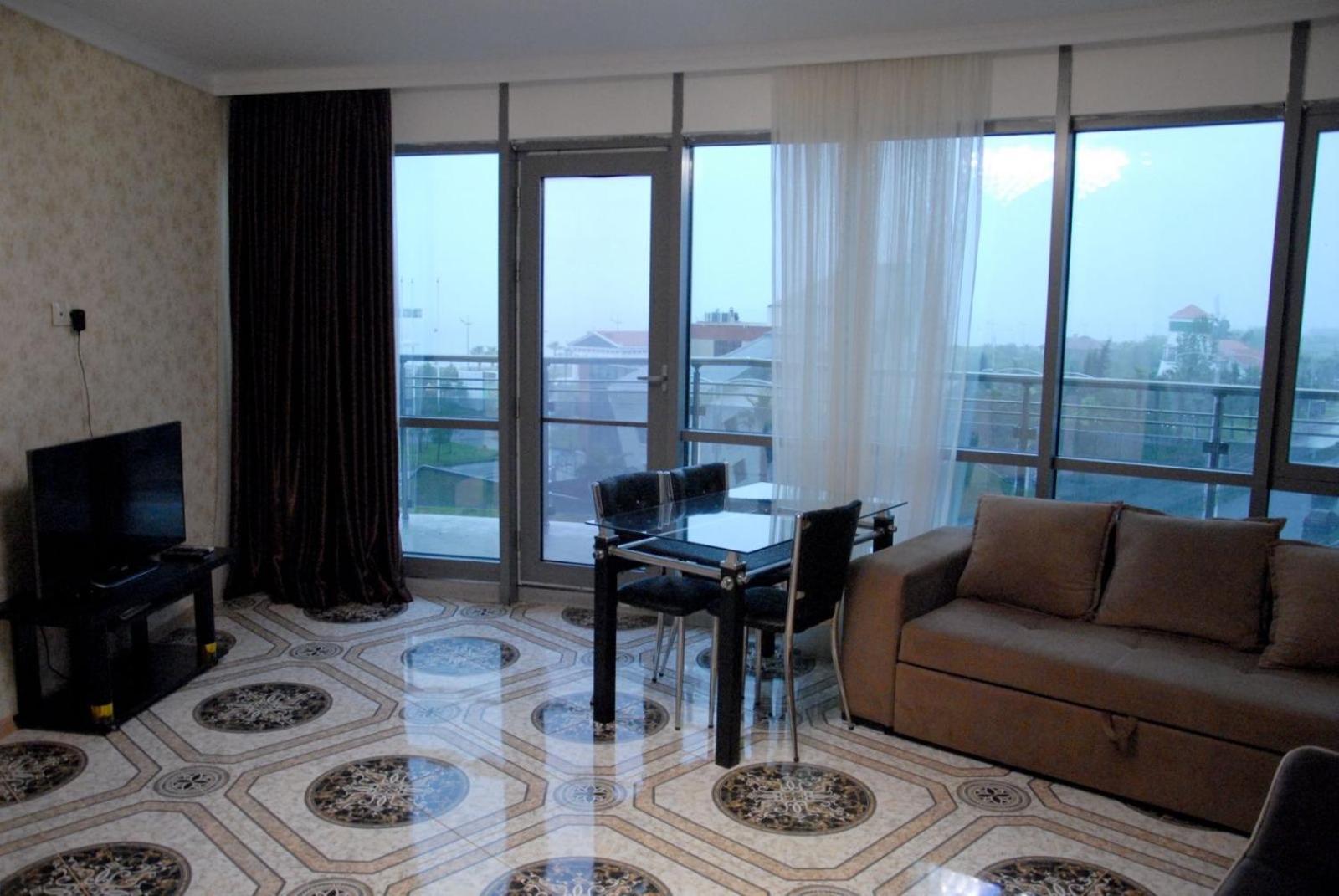 Orbi Sea Towers Apart Hotel บาทูมิ ภายนอก รูปภาพ