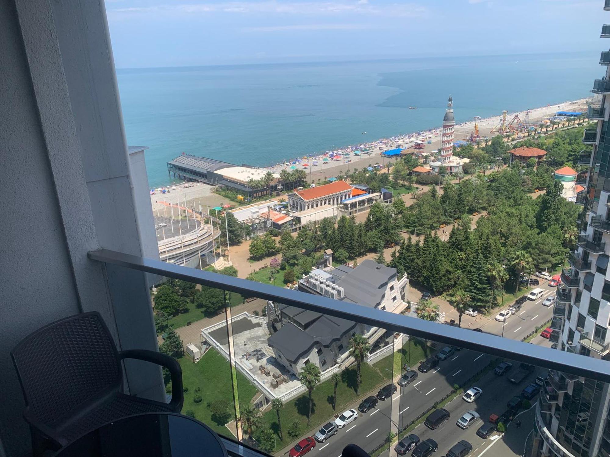 Orbi Sea Towers Apart Hotel บาทูมิ ภายนอก รูปภาพ