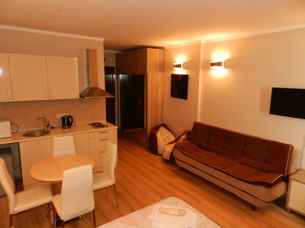 Orbi Sea Towers Apart Hotel บาทูมิ ภายนอก รูปภาพ